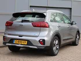 Kia Niro (2019) thumbnail 2