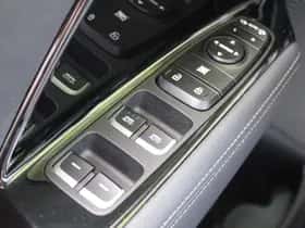 Kia Niro (2019) thumbnail 20