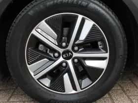Kia Niro (2019) thumbnail 7