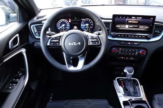 Kia Ceed Sportswagon (2025) thumbnail 16