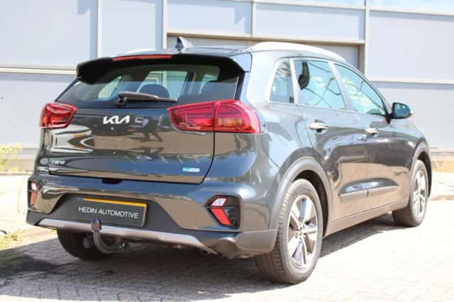 Kia Niro (2022) thumbnail 2