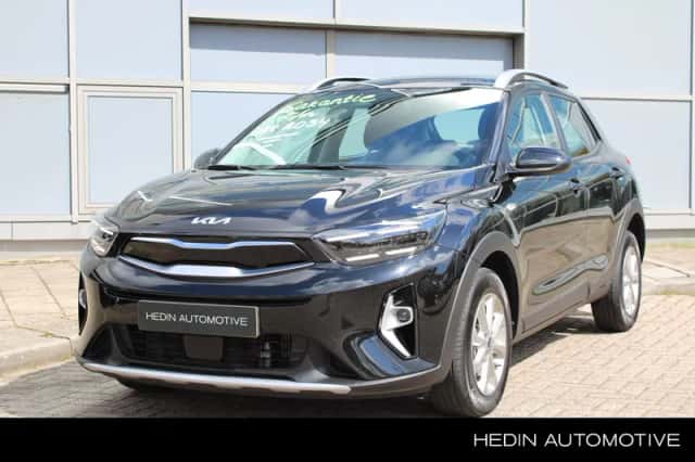 Kia Stonic (2024) thumbnail 1