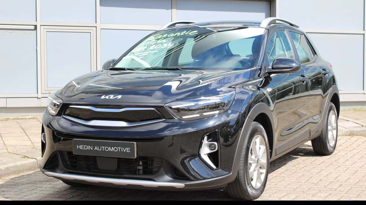 Kia Stonic (2024) — foto 1