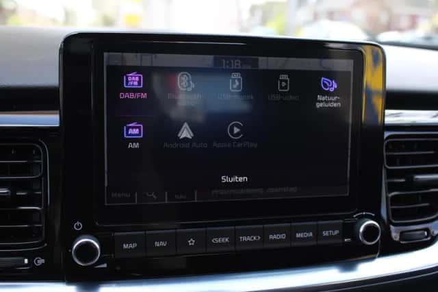 Kia Stonic (2024) thumbnail 11
