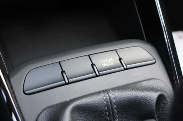 Kia Stonic (2024) thumbnail 14