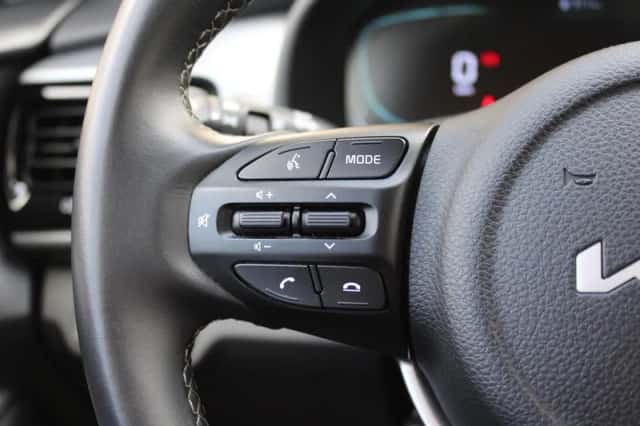 Kia Stonic (2024) thumbnail 16