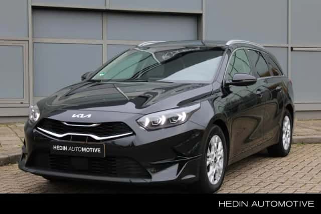 Kia Ceed Sportswagon (2024) thumbnail 1