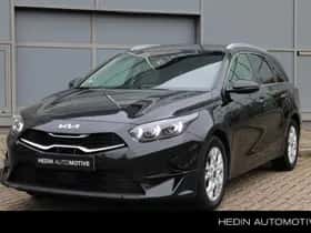 Kia Ceed Sportswagon (2024) thumbnail 1