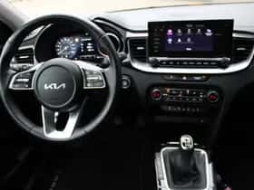 Kia Ceed Sportswagon (2024) thumbnail 3
