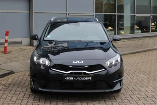 Kia Ceed Sportswagon (2024) thumbnail 6