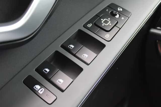 Kia Niro (2025) thumbnail 26