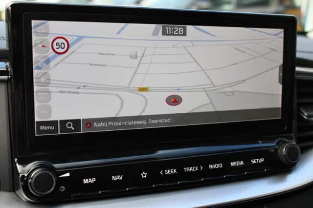 Kia Ceed Sportswagon (2024) thumbnail 11