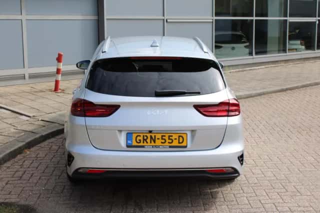 Kia Ceed Sportswagon (2024) thumbnail 9