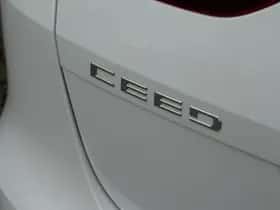 Kia Ceed Sportswagon (2025) thumbnail 8