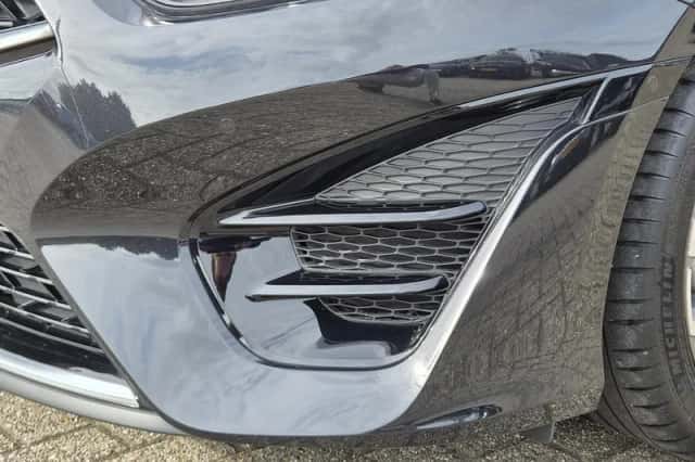Kia Proceed (2024) thumbnail 5