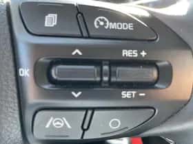 Kia Stonic (2023) thumbnail 14