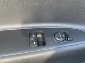 Kia Stonic (2023) thumbnail 16