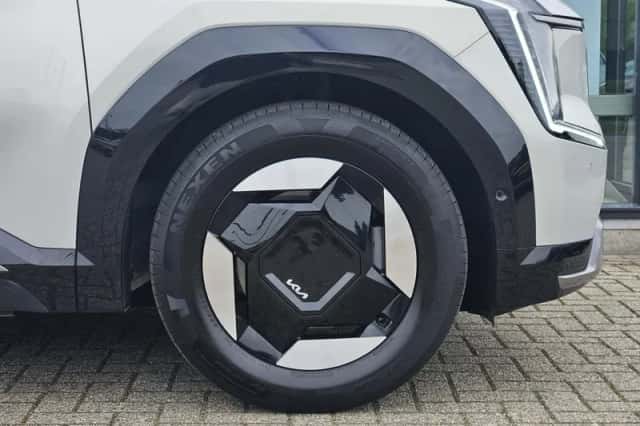 Kia EV9 (2025) thumbnail 6