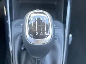 Kia Stonic (2025) thumbnail 14