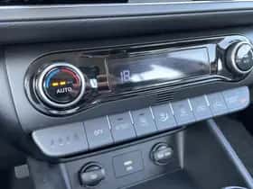 Hyundai Kona (2022) thumbnail 13