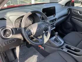 Hyundai Kona (2022) thumbnail 10
