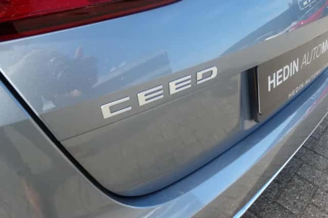 Kia Ceed Sportswagon (2025) thumbnail 4
