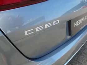 Kia Ceed Sportswagon (2025) thumbnail 4