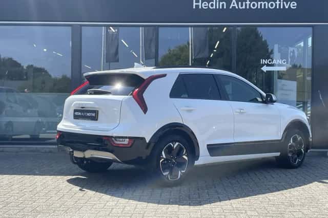 Kia Niro (2022) thumbnail 2