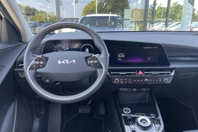 Kia Niro (2022) thumbnail 3