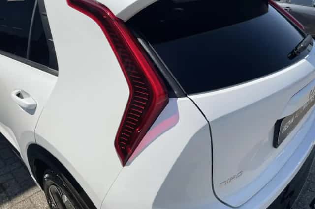 Kia Niro (2022) thumbnail 5