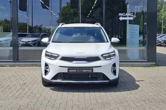Kia Stonic (2025) thumbnail 3