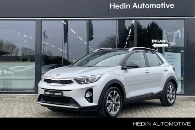 Kia Stonic (2019) thumbnail 1