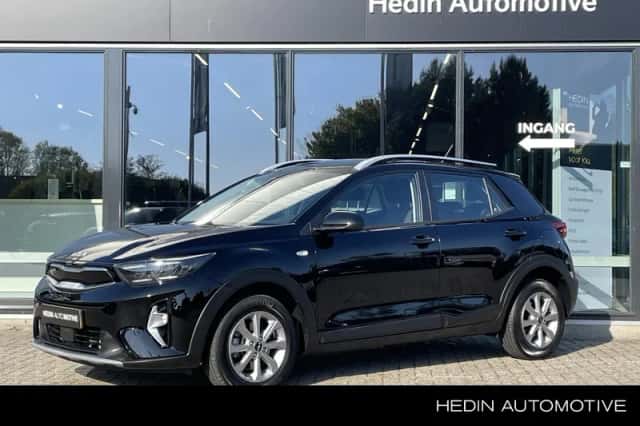 Kia Stonic (2023) thumbnail 1