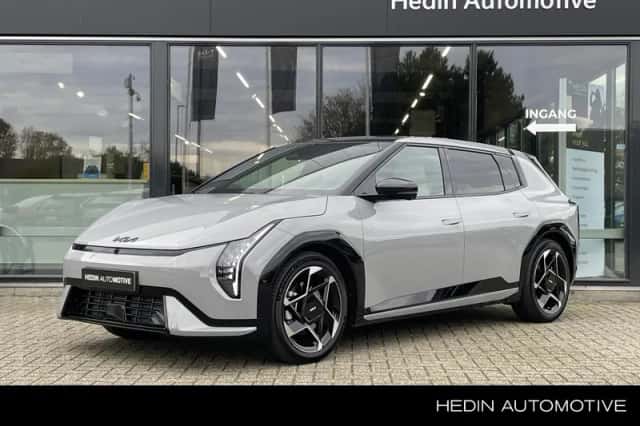 Kia EV4 (2025) thumbnail 1