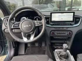 Kia Ceed (2025) thumbnail 3