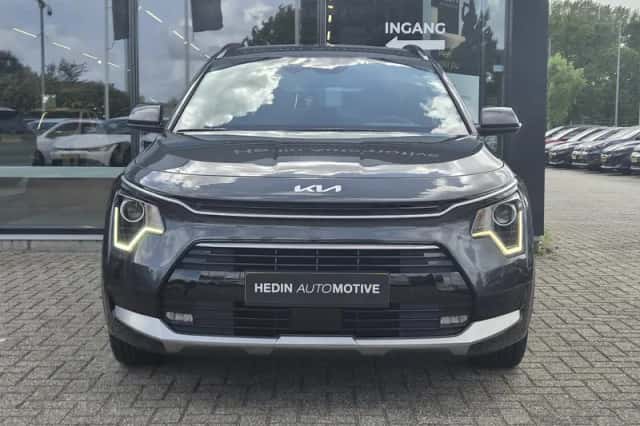 Kia Niro (2025) thumbnail 3