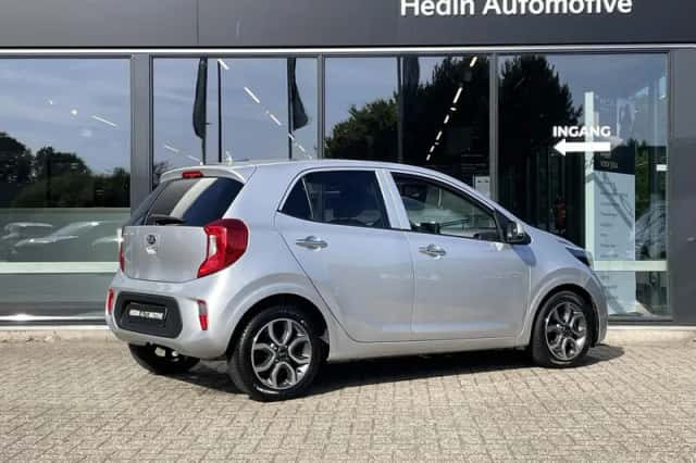 Kia Picanto (2021) thumbnail 2
