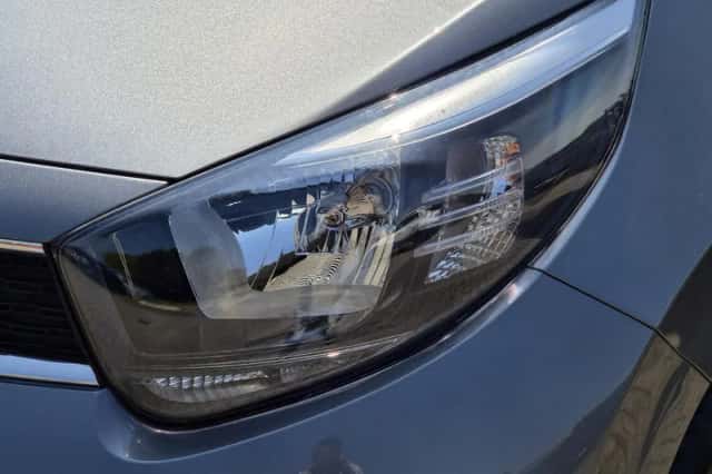 Kia Picanto (2023) thumbnail 4