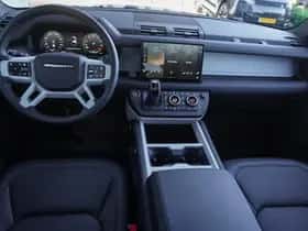 Land Rover Defender (2025) thumbnail 12