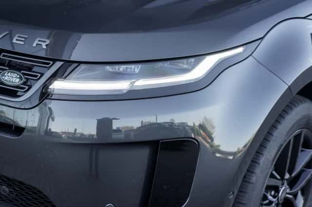 Land Rover Range Rover Evoque (2026) thumbnail 4
