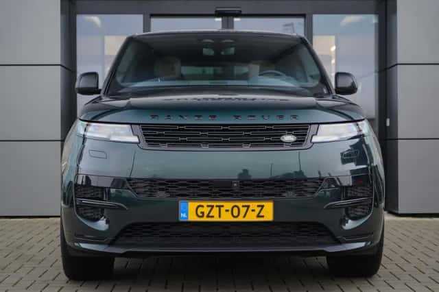 Land Rover Range Rover Sport (2025) thumbnail 3