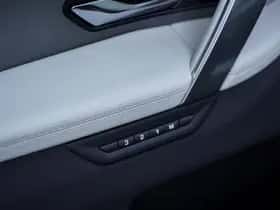 Land Rover Discovery Sport (2026) thumbnail 15