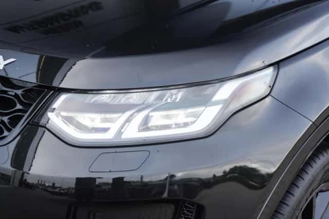 Land Rover Discovery Sport (2026) thumbnail 3