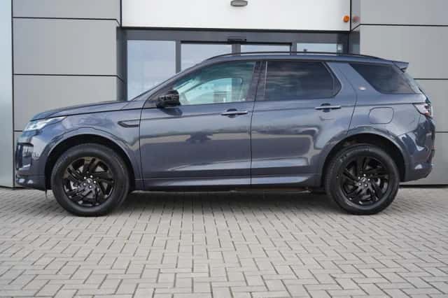 Land Rover Discovery Sport (2024) thumbnail 3