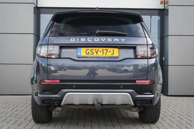 Land Rover Discovery Sport (2024) thumbnail 5
