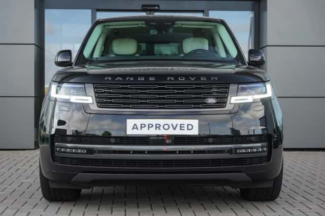 Land Rover Range Rover (2024) thumbnail 2
