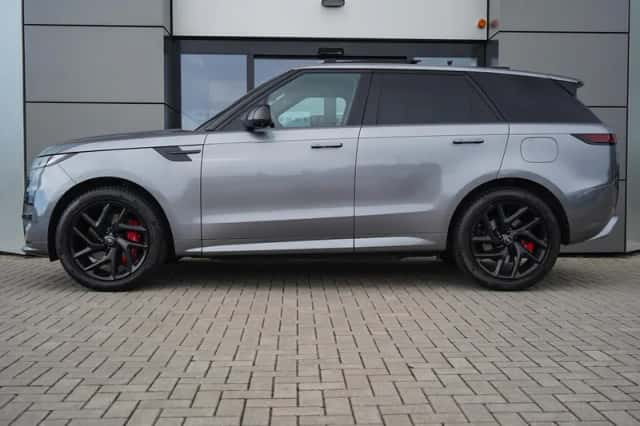 Land Rover Range Rover Sport (2023) thumbnail 3