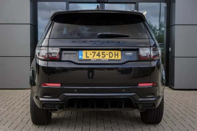 Land Rover Discovery Sport (2021) thumbnail 5
