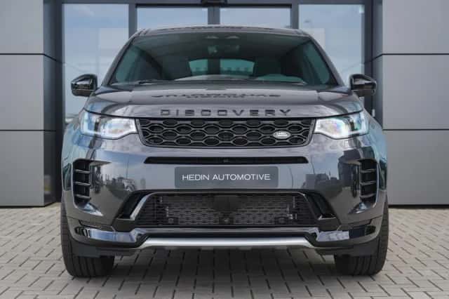 Land Rover Discovery Sport (2026) thumbnail 2