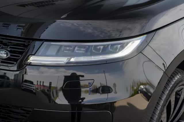 Land Rover Range Rover Sport (2026) thumbnail 4